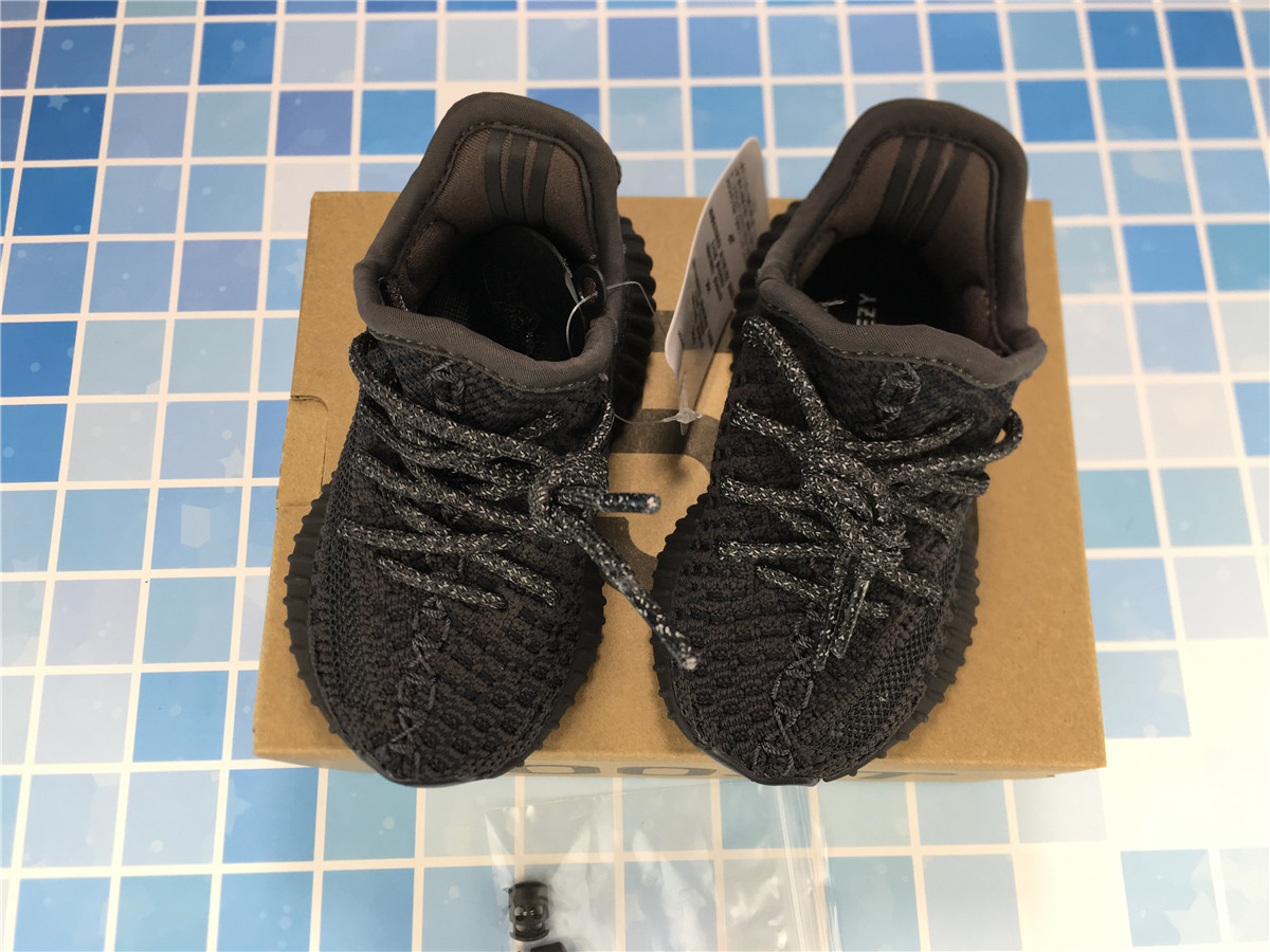 Free Shipping Yeezy Boost 350 V2 Black Non Reflective Infant
